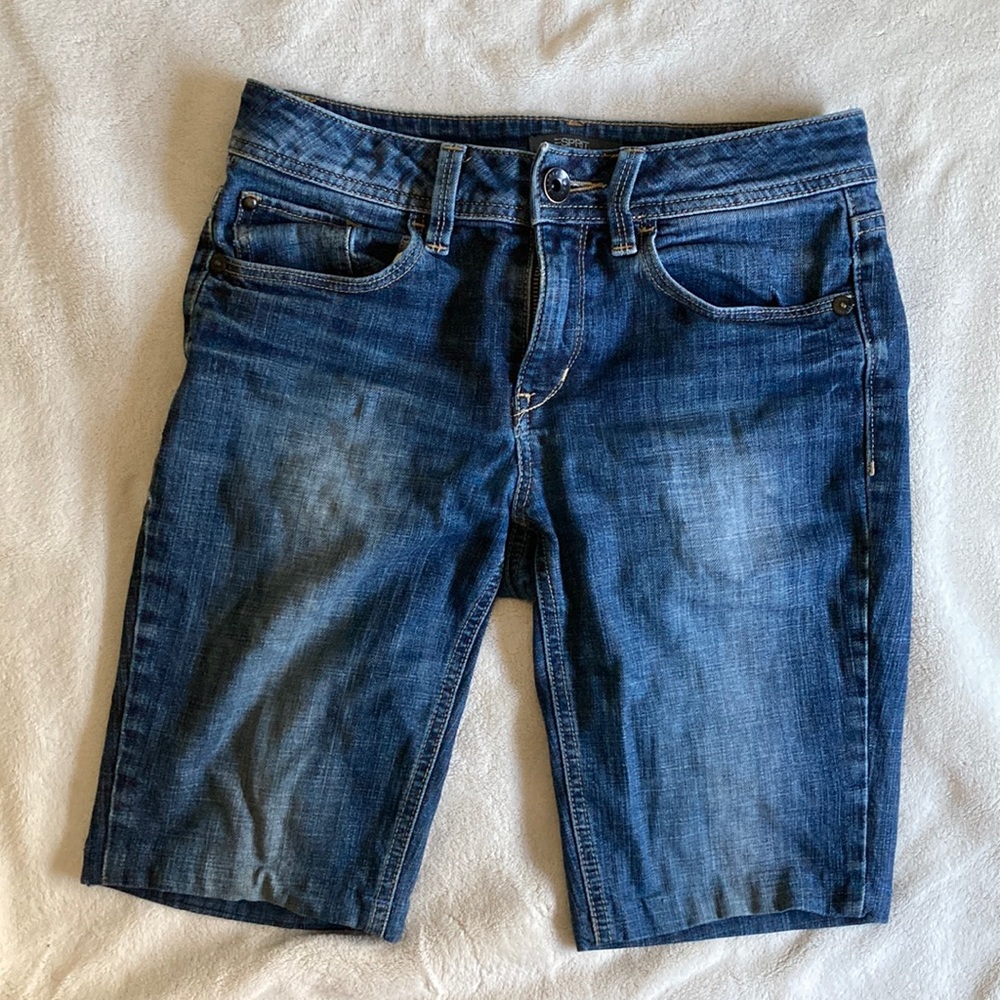 Cropped Denim shorts
